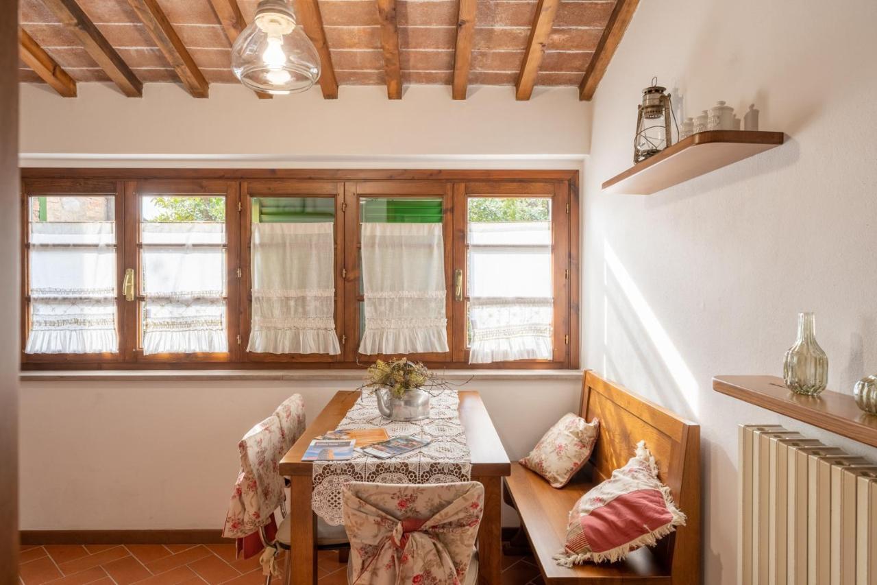 Lajatico Rentals - Casa Di Alice Nel Borgo Exterior photo
