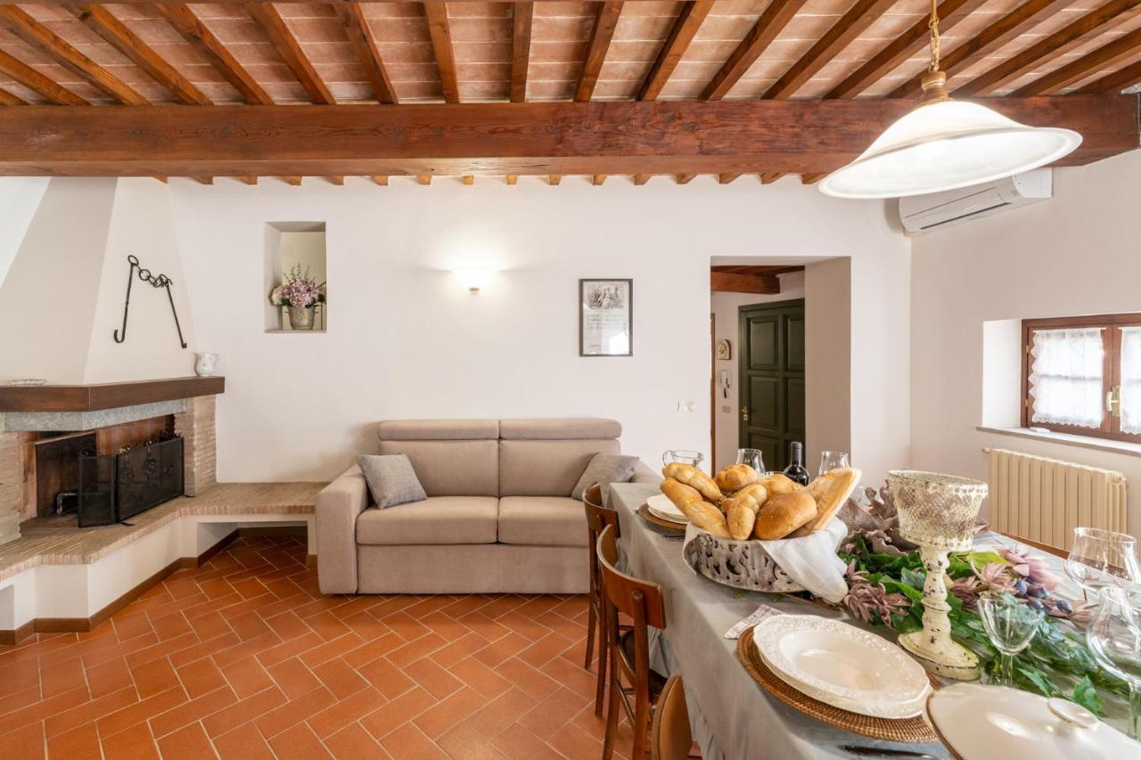 Lajatico Rentals - Casa Di Alice Nel Borgo Exterior photo