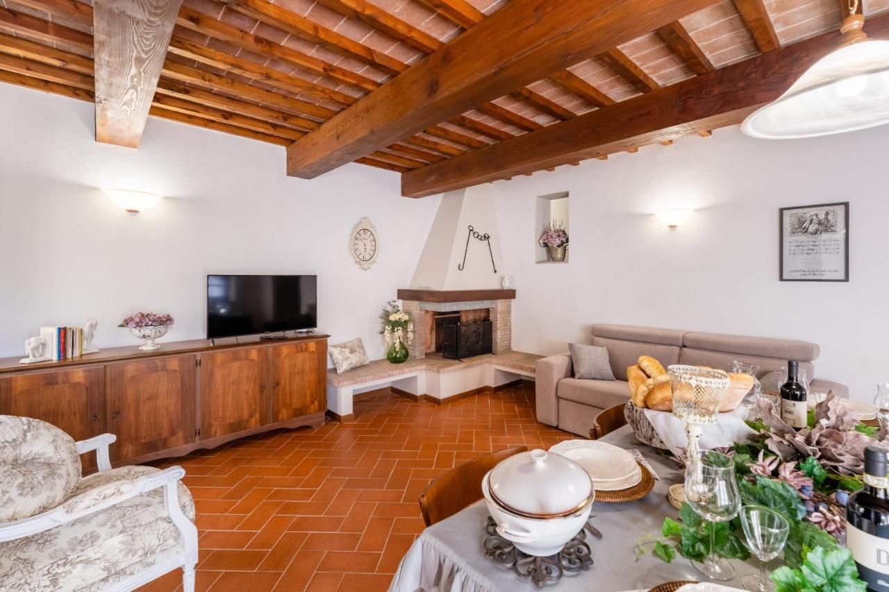 Lajatico Rentals - Casa Di Alice Nel Borgo Exterior photo