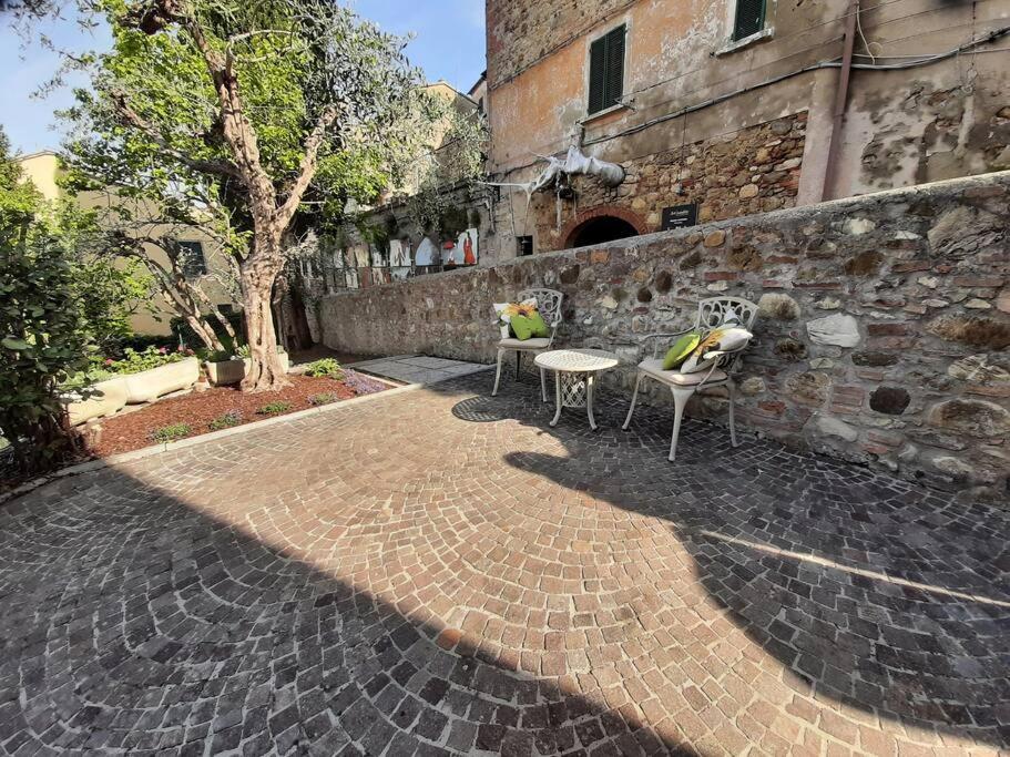 Lajatico Rentals - Casa Di Alice Nel Borgo Exterior photo
